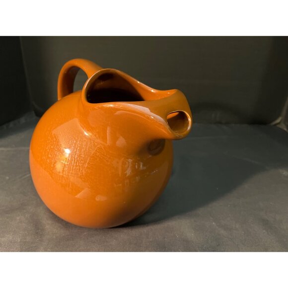 Hall 633 Brown Ball Pitcher Ice Lip USA  7 1/2”x 8” - Picture 3 of 8